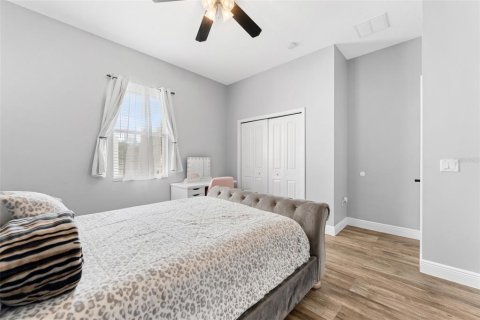 House in Fish Hawk, Florida 5 bedrooms, 287.81 sq.m. № 1815835 - photo 27