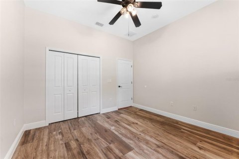 House in Fish Hawk, Florida 5 bedrooms, 287.81 sq.m. № 1815835 - photo 30