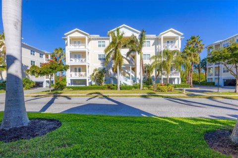 Condo in Bradenton, Florida, 3 bedrooms  № 2393466