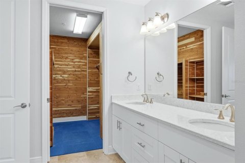 Condo in Bradenton, Florida, 3 bedrooms № 2393466 - photo 28