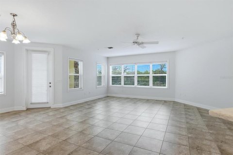 Condo in Bradenton, Florida, 3 bedrooms № 2393466 - photo 10