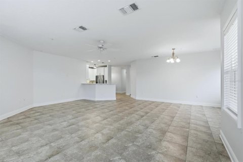 Condo in Bradenton, Florida, 3 bedrooms № 2393466 - photo 13