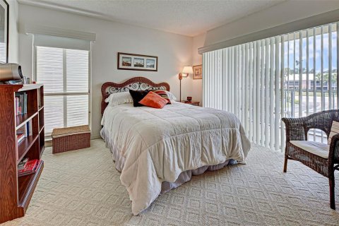 Condo in Venice, Florida, 2 bedrooms  № 1571929 - photo 7
