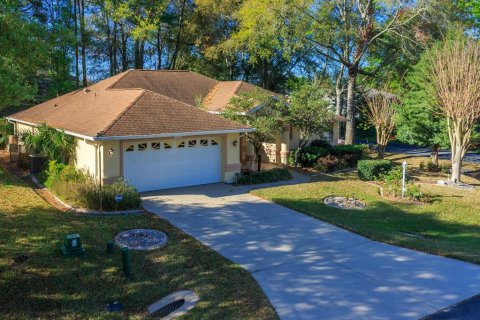 House in Ocala, Florida 3 bedrooms, 175.68 sq.m. № 1583821 - photo 23