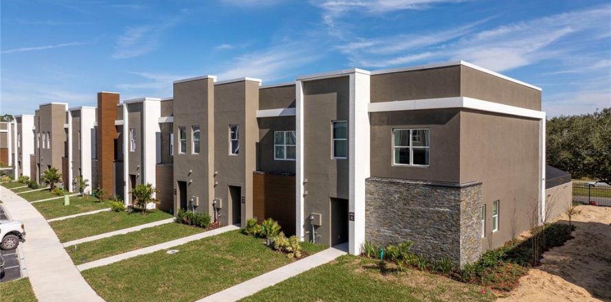 Touwnhouse à Kissimmee, Floride 5 chambres, 198.16 m2 № 2410440