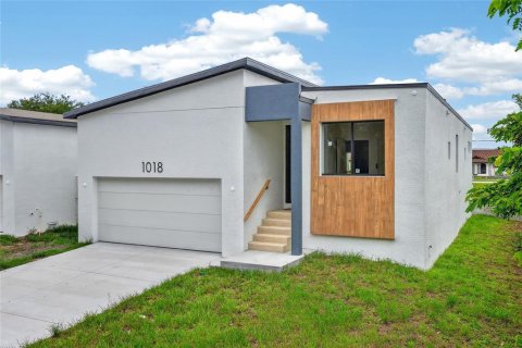 Villa ou maison à Punta Gorda, Floride 3 chambres, 146.97 m2 № 2150942