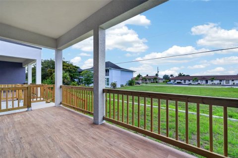 Villa ou maison à vendre à Punta Gorda, Floride: 3 chambres, 146.97 m2 № 2150942 - photo 24