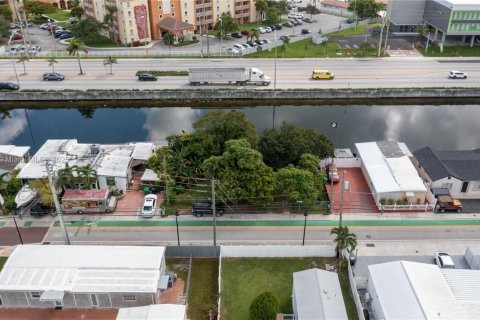 Land in Medley, Florida № 1827628 - photo 3