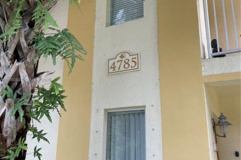 Кондоминиум с 3 спальнями в Дейви, Флорида № 2006950