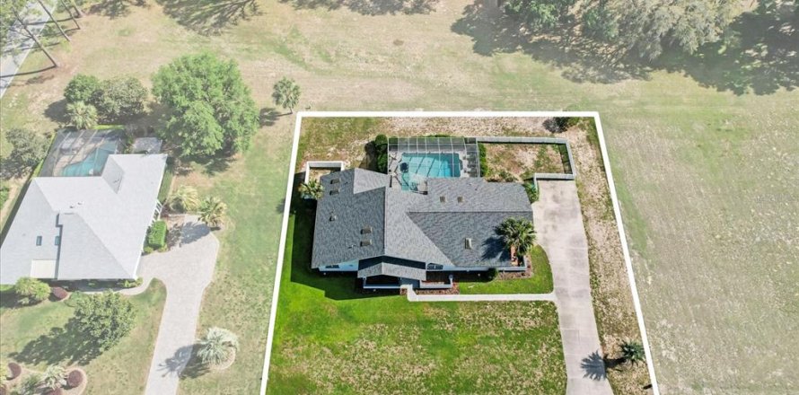 Casa en Hernando, Florida 3 dormitorios, 248.23 m2 № 1617884