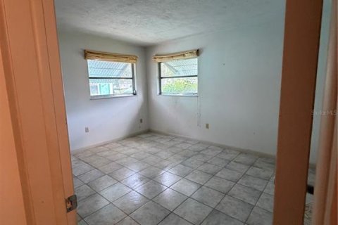 Villa ou maison à vendre à Clearwater, Floride: 2 chambres, 159.33 m2 № 2325175 - photo 21
