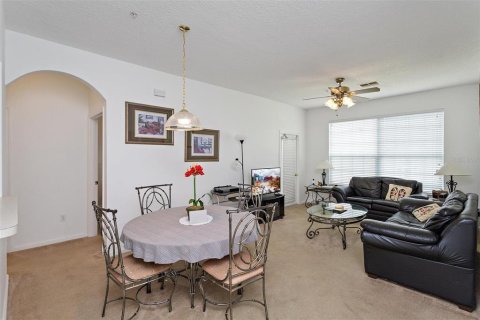 Condominio en alquiler en Kissimmee, Florida, 2 dormitorios, 94.95 m2 № 226887 - foto 5