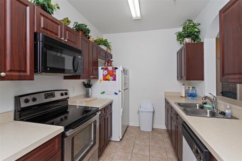 Condominio en alquiler en Kissimmee, Florida, 2 dormitorios, 94.95 m2 № 226887 - foto 4