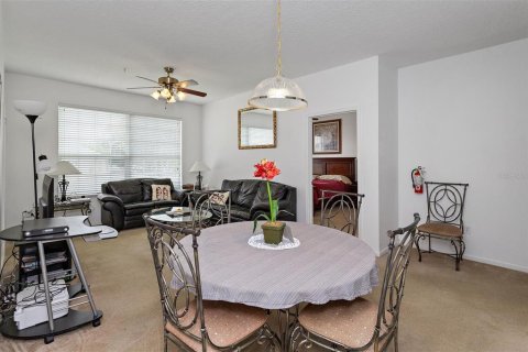 Condominio en alquiler en Kissimmee, Florida, 2 dormitorios, 94.95 m2 № 226887 - foto 8