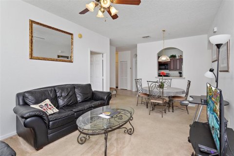 Condominio en alquiler en Kissimmee, Florida, 2 dormitorios, 94.95 m2 № 226887 - foto 11