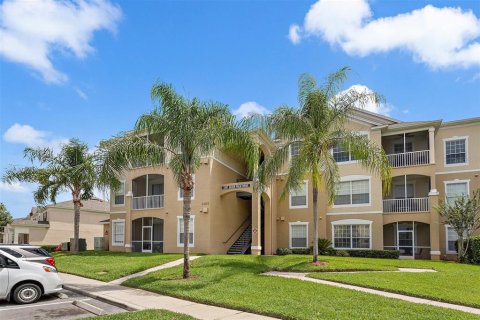 Condominio en alquiler en Kissimmee, Florida, 2 dormitorios, 94.95 m2 № 226887 - foto 2
