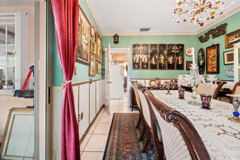 Villa ou maison à vendre à Miami, Floride: 3 chambres, 130.34 m2 № 1888028 - photo 12