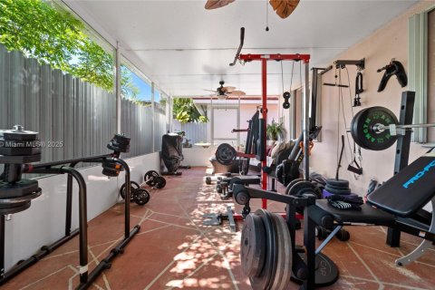 Villa ou maison à vendre à Miami, Floride: 3 chambres, 130.34 m2 № 1888028 - photo 25
