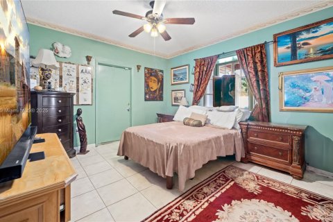 Villa ou maison à vendre à Miami, Floride: 3 chambres, 130.34 m2 № 1888028 - photo 19