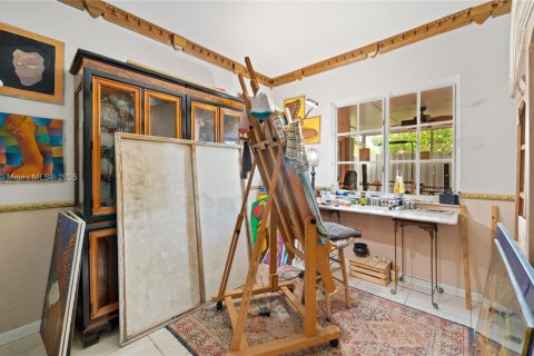 Villa ou maison à vendre à Miami, Floride: 3 chambres, 130.34 m2 № 1888028 - photo 17