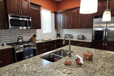 House in Venice, Florida 2 bedrooms, 192.21 sq.m. № 2231732 - photo 10