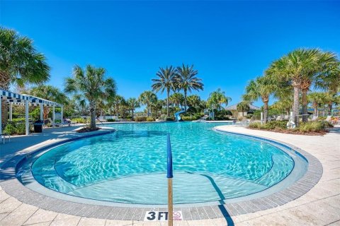 House in Venice, Florida 2 bedrooms, 192.21 sq.m. № 2231732 - photo 2