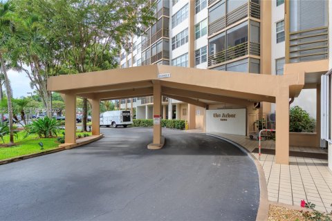 Condominio en venta en Pembroke Pines, Florida, 2 dormitorios, 107.77 m2 № 2032756 - foto 16