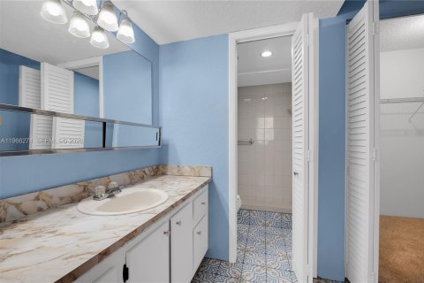 Condominio en venta en Pembroke Pines, Florida, 2 dormitorios, 107.77 m2 № 2032756 - foto 9