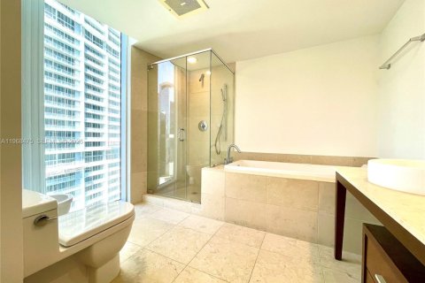 Condominio en alquiler en Miami, Florida, 2 dormitorios, 116.59 m2 № 2030936 - foto 20