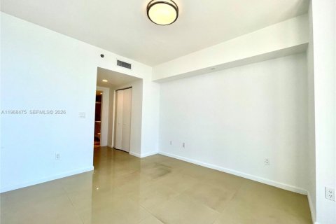 Condominio en alquiler en Miami, Florida, 2 dormitorios, 116.59 m2 № 2030936 - foto 27