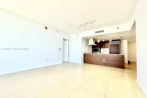 Condominio en alquiler en Miami, Florida, 2 dormitorios, 116.59 m2 № 2030936 - foto 10