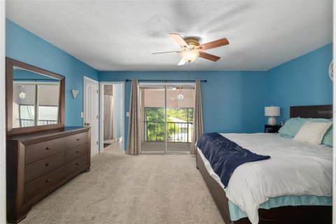Condo in Gainesville, Florida, 3 bedrooms  № 1631198 - photo 29