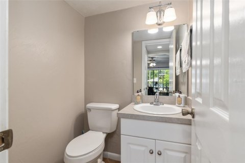 Condo in Gainesville, Florida, 3 bedrooms  № 1631198 - photo 27