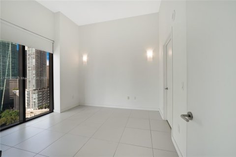 Condo in Miami, Florida, 1 bedroom  № 1934290 - photo 16