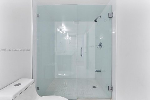 Copropriété à vendre à Fort Lauderdale, Floride: 3 chambres, 196.21 m2 № 1935501 - photo 12