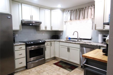 Condominio en alquiler en Sarasota, Florida, 3 dormitorios, 134.99 m2 № 1824774 - foto 11