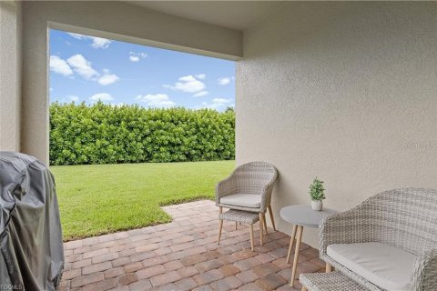 Villa ou maison à vendre à Cape Coral, Floride: 3 chambres, 162.3 m2 № 1913585 - photo 24