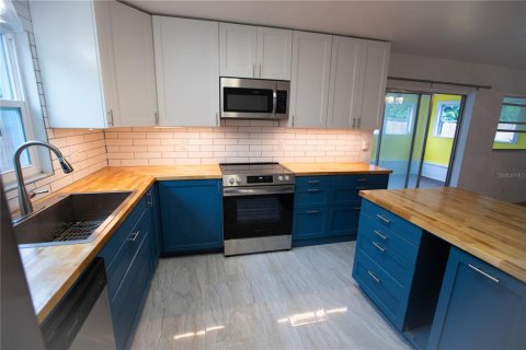 Купить виллу или дом в Саут-Дайтона, Флорида 9 комнат, 127.09м2, № 2216881 - фото 9