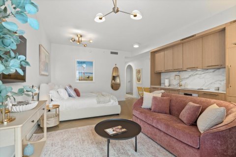 Condominio en alquiler en Miami, Florida, 3 habitaciones, 44.5 m2 № 2183225 - foto 2