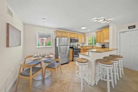 Propiedad comercial en venta en Sarasota, Florida, 178.37 m2 № 1754429 - foto 25