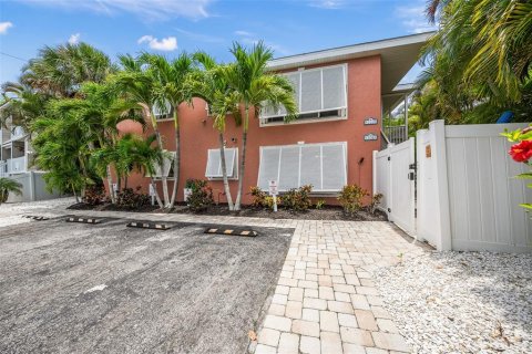 Propiedad comercial en venta en Sarasota, Florida, 178.37 m2 № 1754429 - foto 2