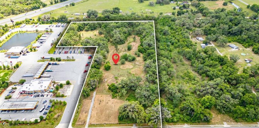 Terreno en Bushnell, Florida № 2098579