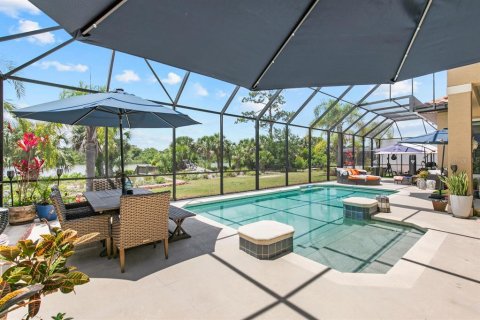 House in Palm Coast, Florida 4 bedrooms, 325.07 sq.m. № 1719466 - photo 14