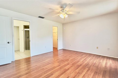 House in Sarasota, Florida 2 bedrooms, 113.25 sq.m. № 1903167 - photo 14