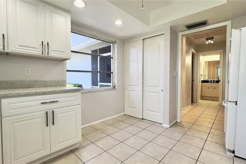 House in Sarasota, Florida 2 bedrooms, 113.25 sq.m. № 1903167 - photo 7