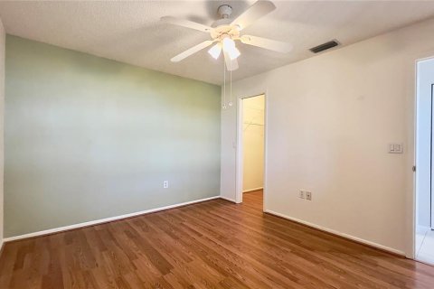 House in Sarasota, Florida 2 bedrooms, 113.25 sq.m. № 1903167 - photo 21