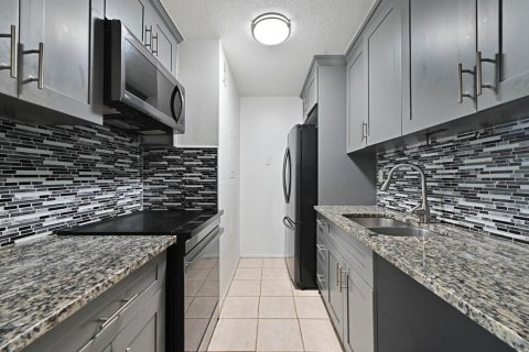Condo à West Palm Beach, Floride, 2 chambres № 2155097