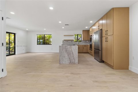 Купить виллу или дом в Майами, Флорида 4 спальни, 149.02м2, № 2043467 - фото 9