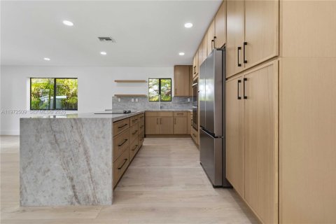Купить виллу или дом в Майами, Флорида 4 спальни, 149.02м2, № 2043467 - фото 5