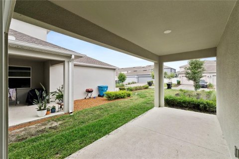 House in STOREY PARK in Orlando, Florida 5 bedrooms, 228.63 sq.m. № 2124832 - photo 25
